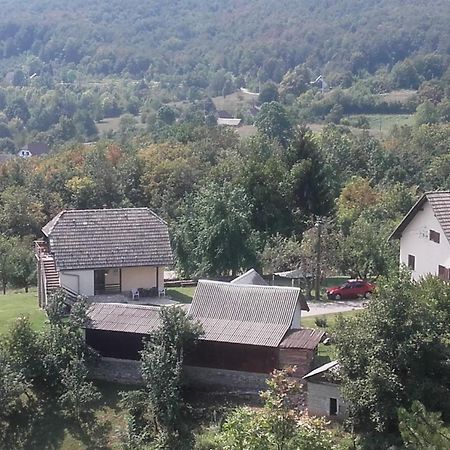 Guesthouse Loncar Plitvicka Jezera Bagian luar foto