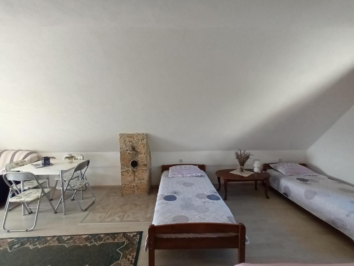 Guesthouse Loncar Plitvicka Jezera Bagian luar foto