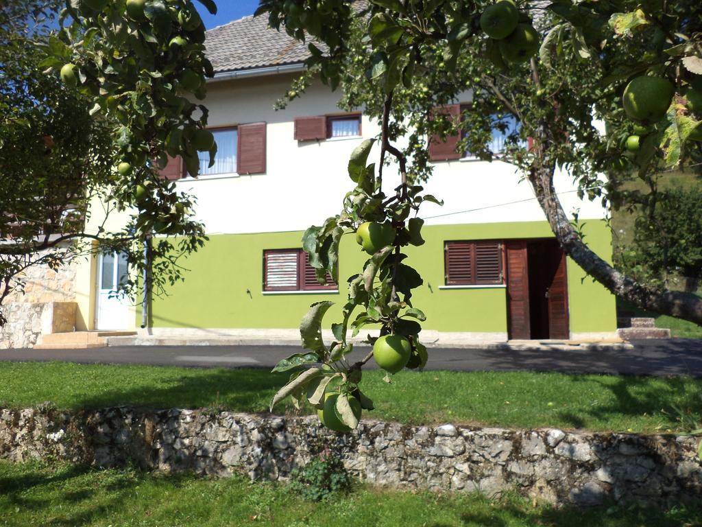 Guesthouse Loncar Plitvicka Jezera Bagian luar foto