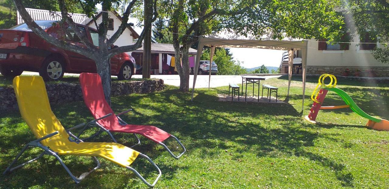 Guesthouse Loncar Plitvicka Jezera Bagian luar foto