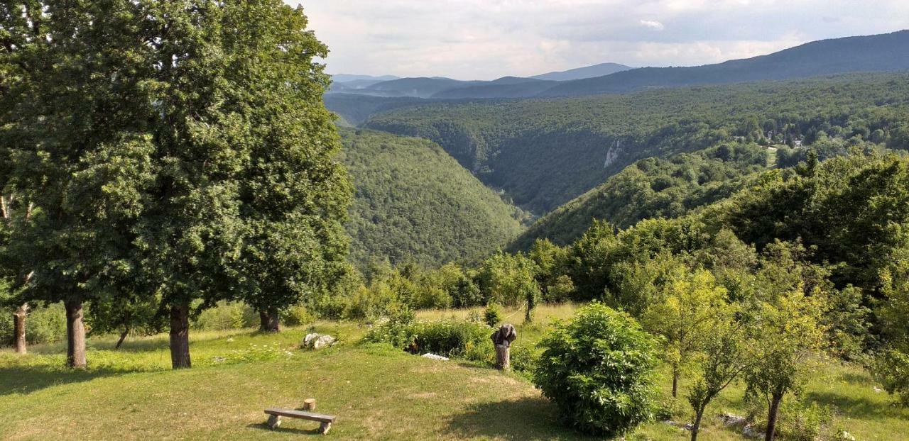 Guesthouse Loncar Plitvicka Jezera Bagian luar foto