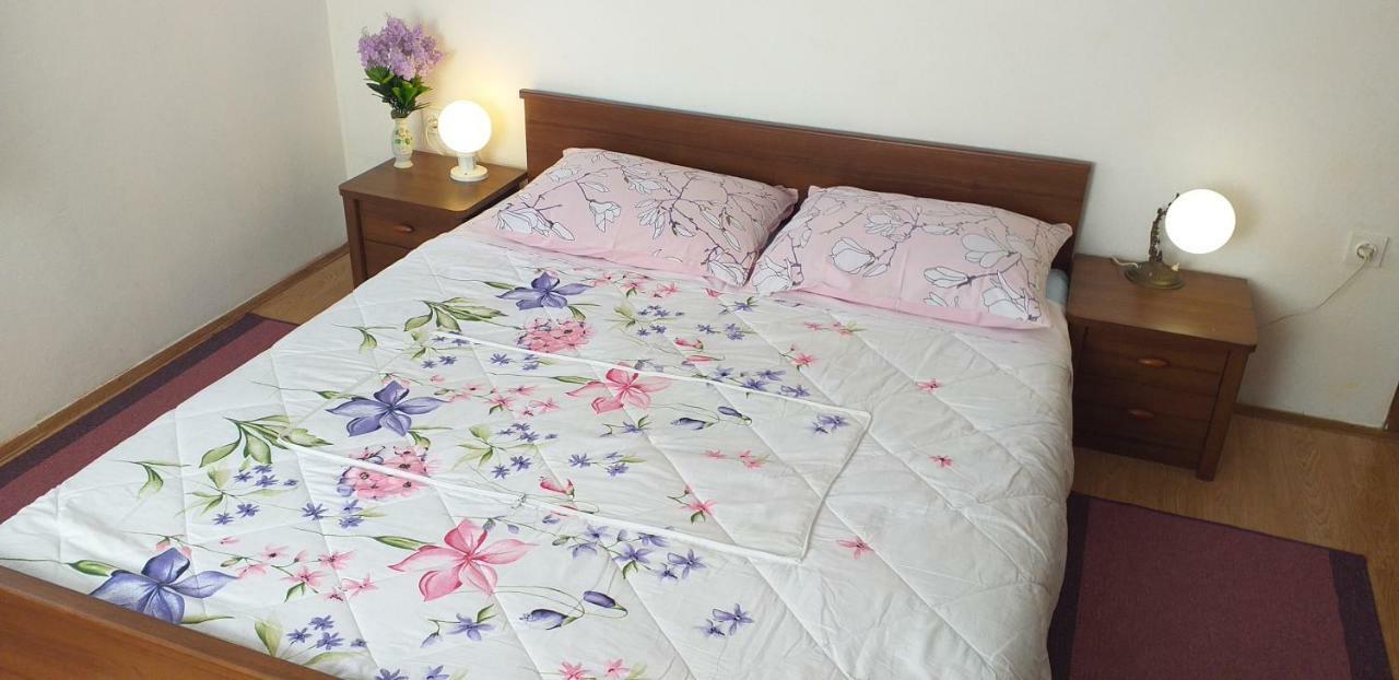 Guesthouse Loncar Plitvicka Jezera Bagian luar foto