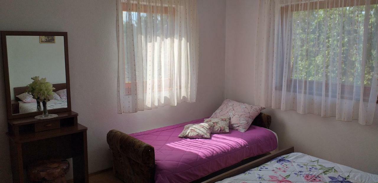 Guesthouse Loncar Plitvicka Jezera Bagian luar foto